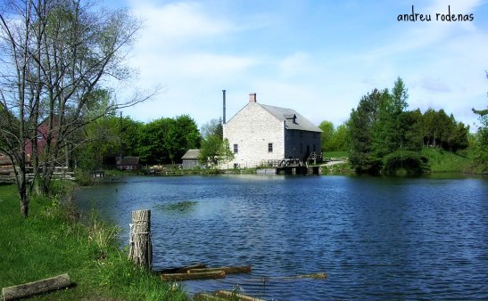 UPPER CANADA VILLAGE