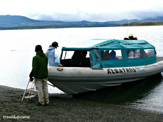 Arribada a la Isla Martillo / Arriving to Martillo Island