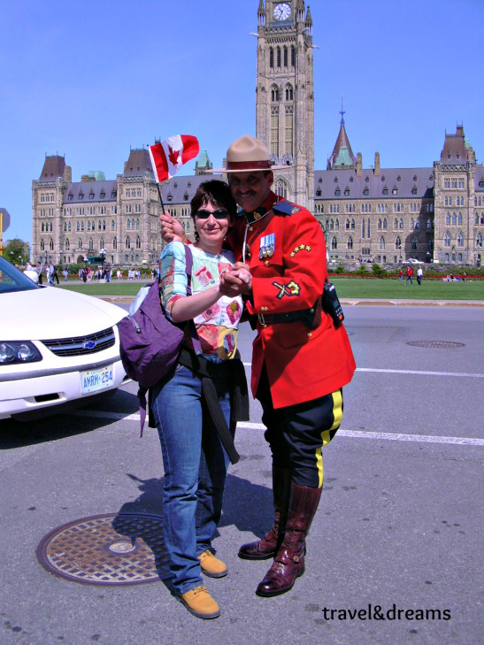 Amb la Policia Muntada del Canaddà / With de Royal Canadian Mounted  Police