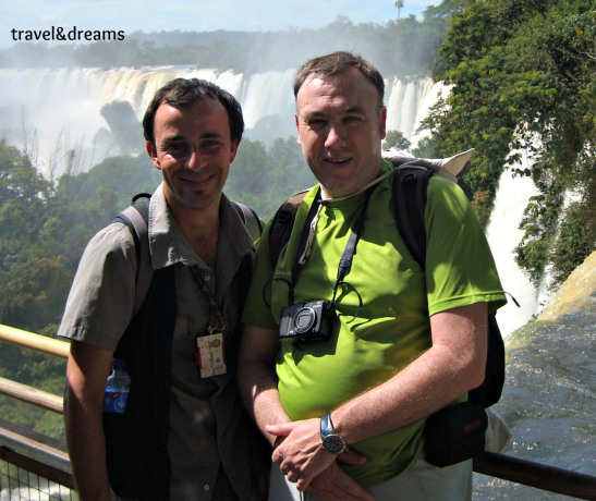 Andreu amb l'Alejandro el nostre guia particular a Cataratas de Iguazú / Andreu with Alejandro our personal guide in Cataratas de Iguazú