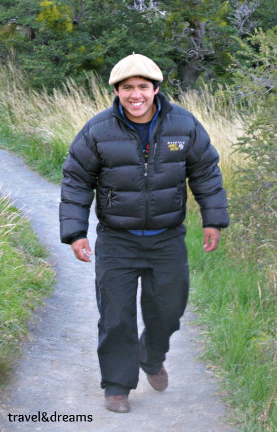Felipe era un dels guies a  en el parc nacional Torres  del Paine / Felipe was one of the guides in Torres del Paine National Park