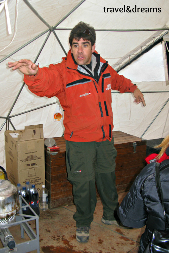 Luis era el nostre guia al Balcon del Calafate / Luis was our guide in Balcon del Calafate