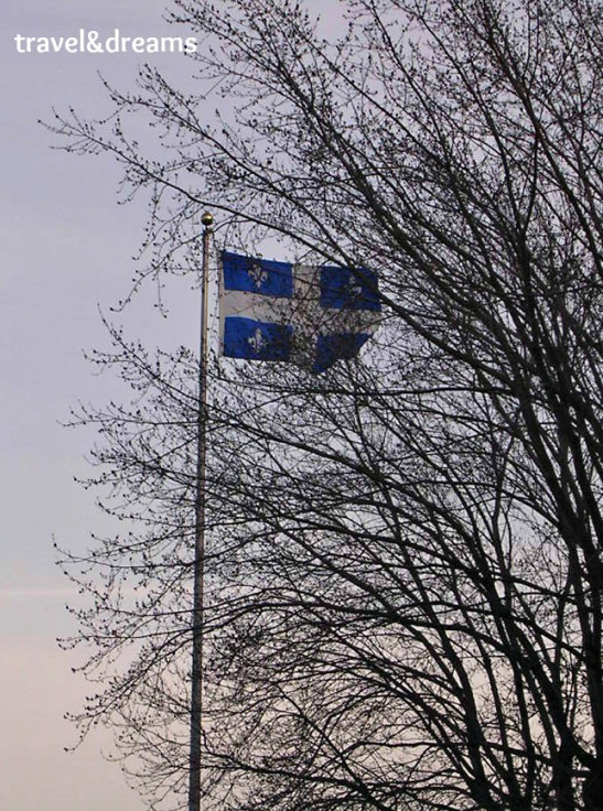 La bandera del Quebec / Quebec's Flag